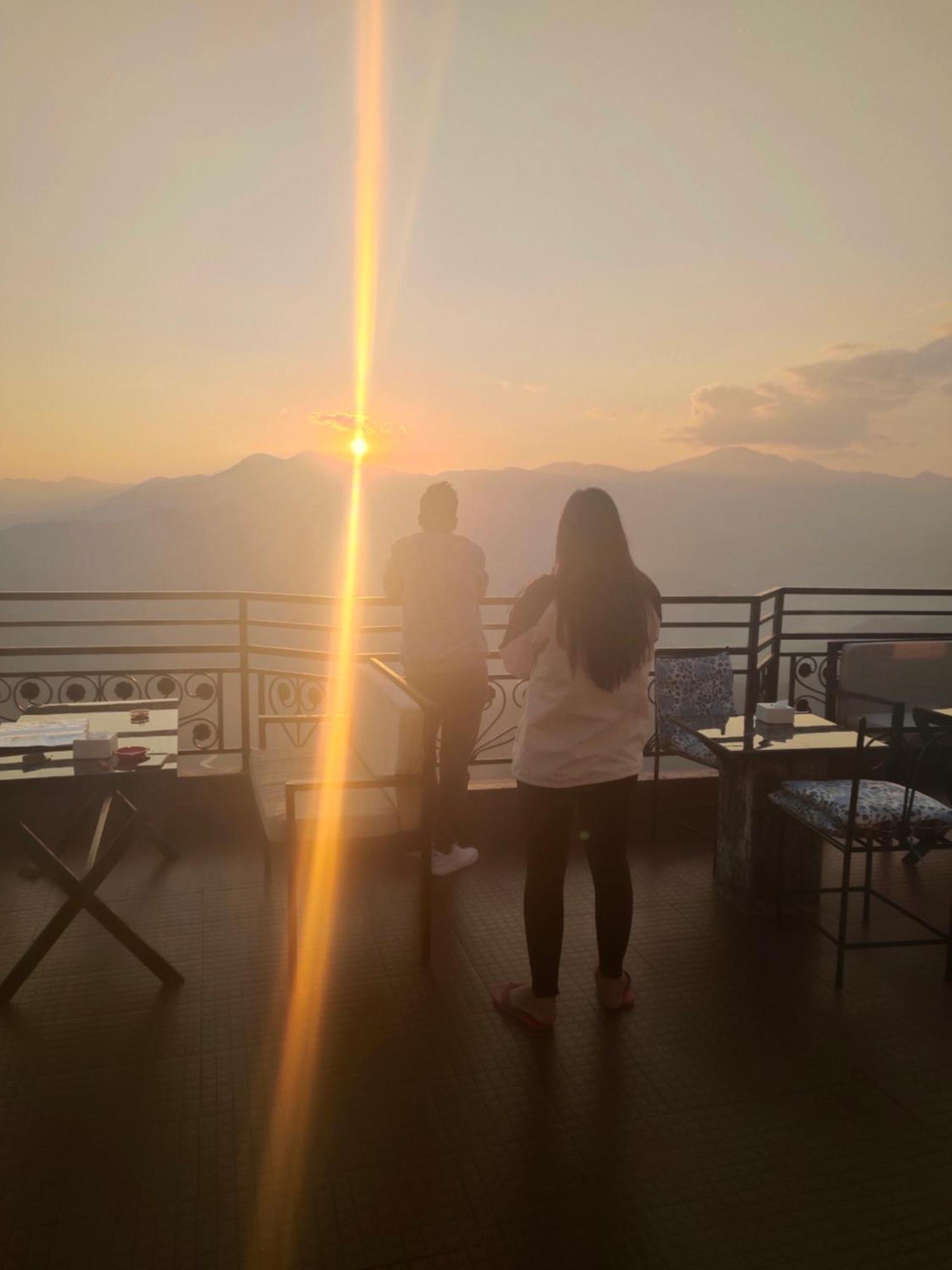 Hotel High Ground Inn Sarangkot Похара Екстериор снимка