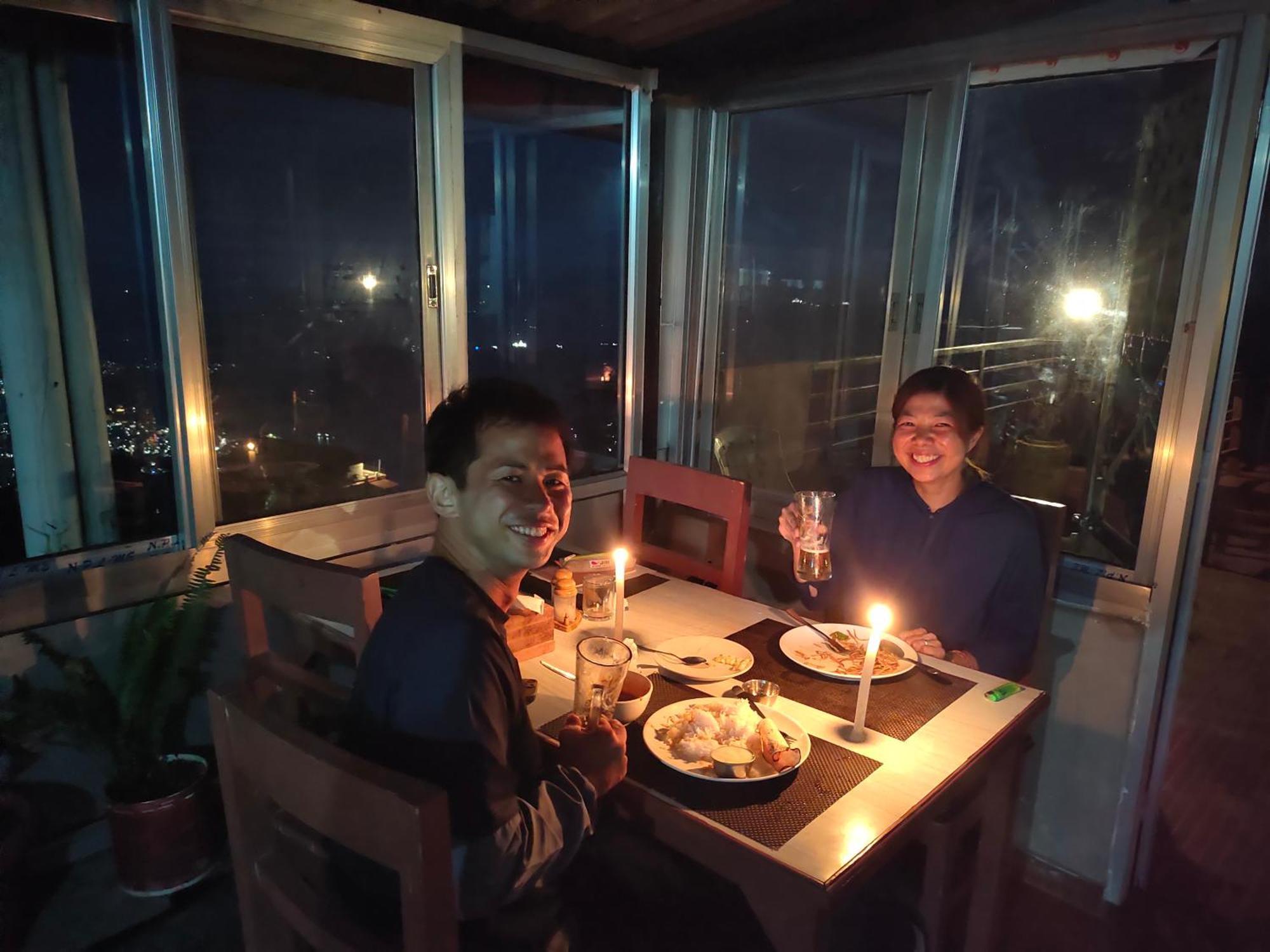 Hotel High Ground Inn Sarangkot Похара Екстериор снимка